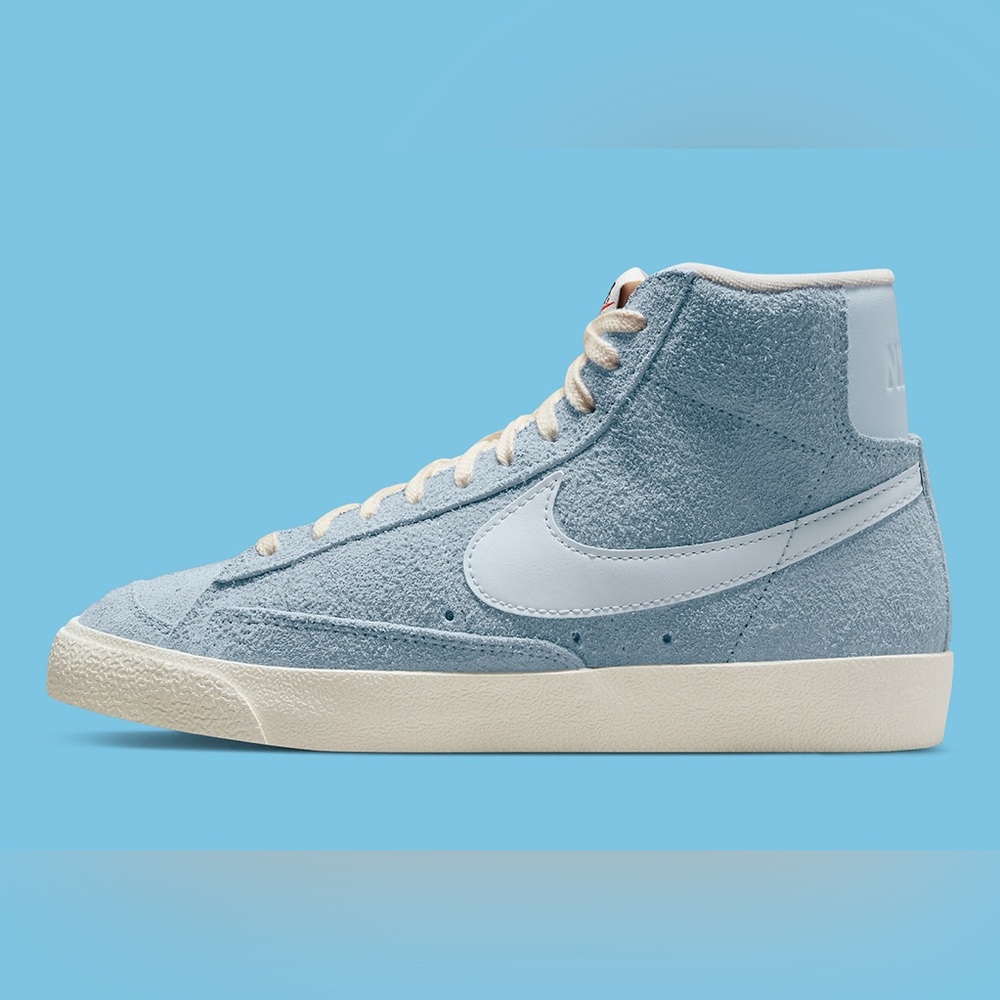 Nike Blazer Mid Men’s Shoes in Light Blue
